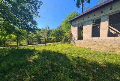 Casă cu 2 camere cu Teren 4391 Mp în Central - 16