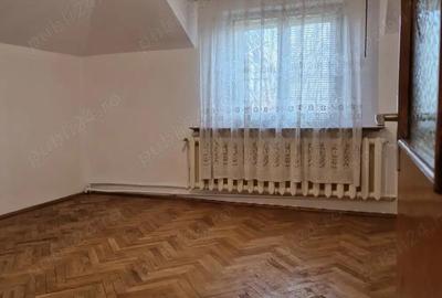 Vand casa zona 23 August - 6