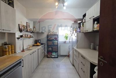 Apartament cu 3 camere decomandat, mobilat în Est - 6