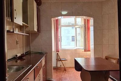 Apartament cu 2 camere decomandat în Micro 20 - 6
