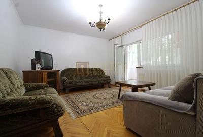 Apartament spatios, 3 camere, 2 bai, ideal pentru studenti - 1