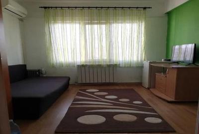 Garsonieră decomandată în Medicină