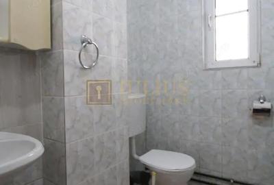 Casă cu Teren 700 Mp în Lipovei - 1