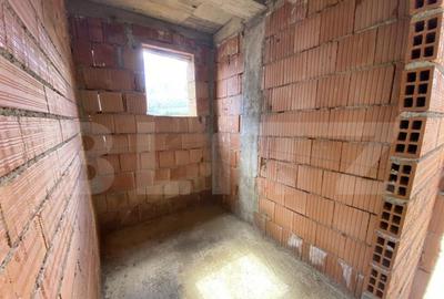 Casă cu 3 camere cu Teren 500 Mp în Central - 7