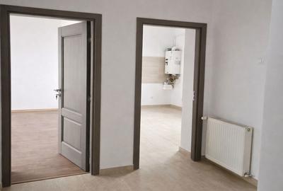 Apartament cu 3 camere decomandat în Central - 3