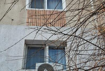 Apartament cu 2 camere decomandat în Bărcănești - 1