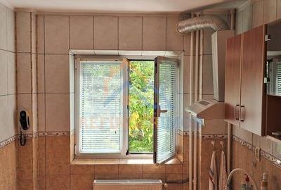 Vanzare apartament 2 camere etaj 2 bloc reabilitat Rahova - Nasaud - 3