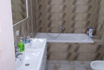 Duplex cu 5 camere cu Teren 400 Mp în Est - 7