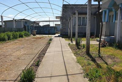 Casă cu Teren 1853 Mp în Sarichioi - 4