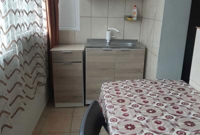 Apartament cu 2 camere decomandat în Dâmbovița - 10