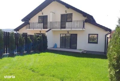 Casă cu 4 camere în Sâncraiu de Mureș