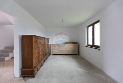 Casa / Vila cu 5 camere de vanzare, strada George Enescu, zona Tache - 5
