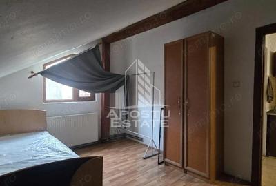Apartament cu 2 camere semidecomandat, mobilat în Aradului
