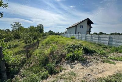 Teren de 901 mp, în Săcueni - 1