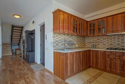 De vanzare penthouse in Tractoru, 3 camere, mobilat si utilat - 28