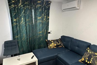 Garsonieră decomandată în Central - 2