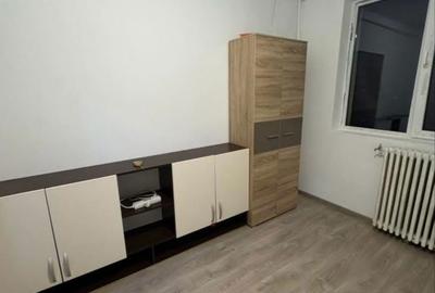 Garsonieră decomandată în Exterior Vest - 3