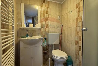 Casă cu 5 camere cu Teren 912 Mp în Central - 7