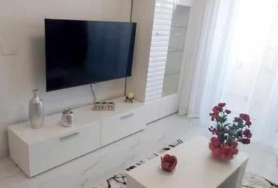 Apartament cu 2 camere decomandat, mobilat în Nufărul