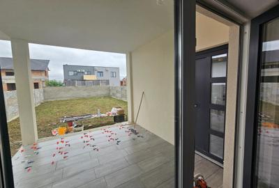 Duplex cu 4 camere cu Canalizare în Moșnița Nouă - 9