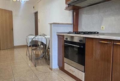 Apartament cu 2 camere semidecomandat în Decebal - 1