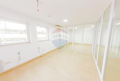 Birou, de 80 mp, în Orașul Vechi - 9