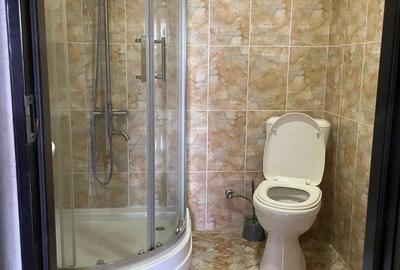Apartament cu 2 camere decomandat în Soarelui