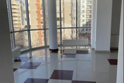 Birou, de 110 mp, în Central - 6