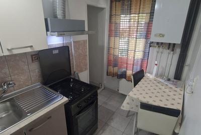 Garsonieră decomandată în Găvana - 9