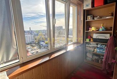 De vanzare apartament 3 camere, situat pe strada Turnul Magurele, intr-un bloc c - 13