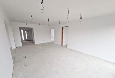 Casă cu 4 camere în Central - 1