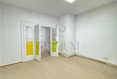 Lunei - Casa individuala - 10 Camere - D+P+M - Posibilitate garaj - Renovata - Z - 13