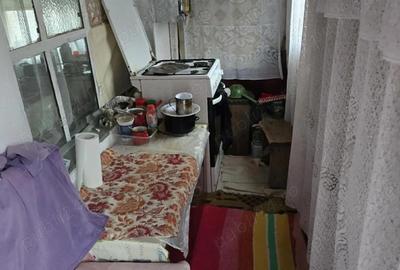 Casă cu 3 camere cu Teren 400 Mp în Mărculești - 1