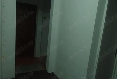 Apartament cu 3 camere decomandat în Central - 2