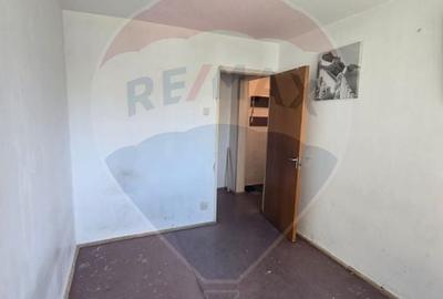 DE VANZARE Apartament cu 4 camere in zona Ozana - 3
