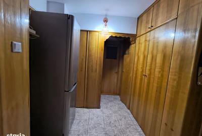 Apartament cu 2 camere, mobilat în Central - 1