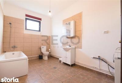 Casă cu 3 camere cu Teren 1184 Mp în Sălard - 6