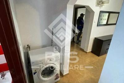 Apartament spatios 3 camere - Bdul Independentei - 17