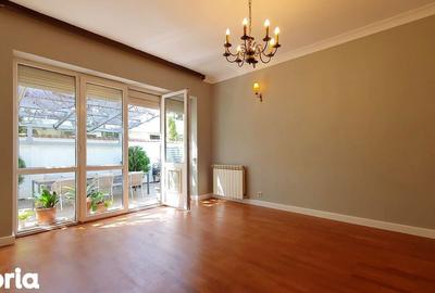 Casă cu 7 camere cu Teren 600 Mp în Central - 15