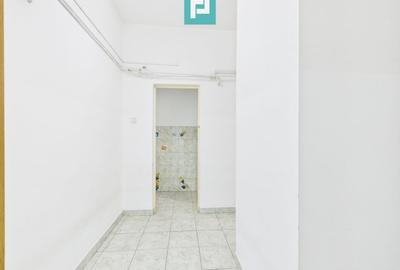 Spațiu comercial, de 217.60000610352 mp, în Nufărul - 15