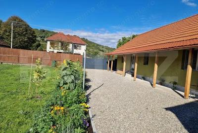 Casă cu Teren 800 Mp în Central - 10