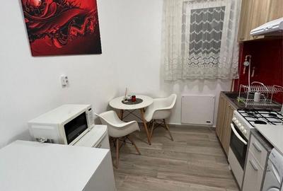 Garsonieră nedecomandată în Central - 1