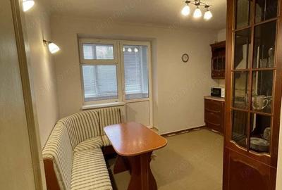 Apartament cu 3 camere în Dristor