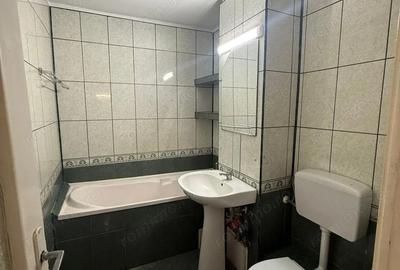 Apartament cu 3 camere decomandat în Soarelui - 3