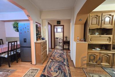 Apartament cu 3 camere decomandat, mobilat în Central - 3