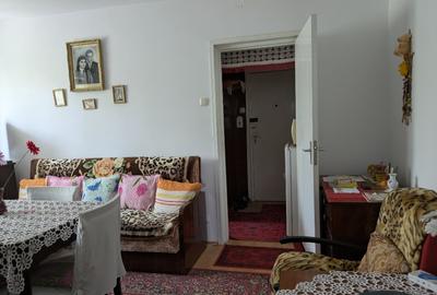 Apartament 2 camere, etaj2/4, mobilat - 2