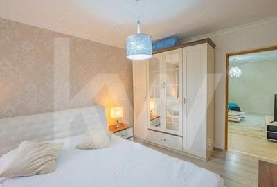 Apartament de vanzare cu 3 camere zona Valea Aurie, str. Sacel - 2