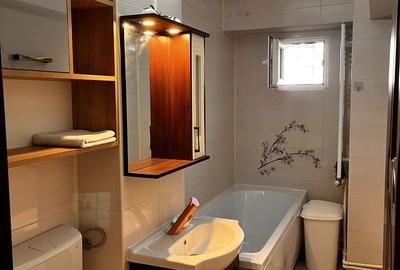 Garsonieră decomandată în Exterior Vest