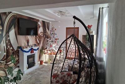Casă cu 4 camere cu Teren 150 Mp în Bradu - 4
