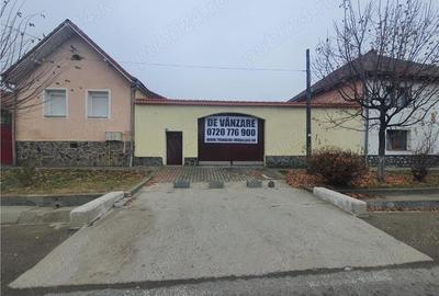 Oferta ! Casa saseasca,,la cheie in Slimnic(17km distanta de Sibiu) , cu 2.100mp teren - 7